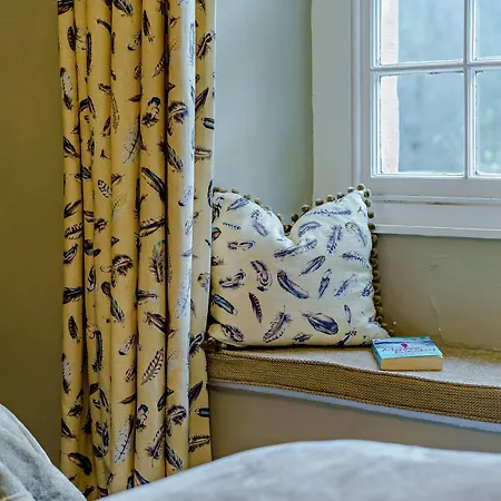 2 Bed In Ullswater 90999 *